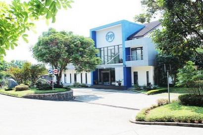 Tabebuya Resto & Resort