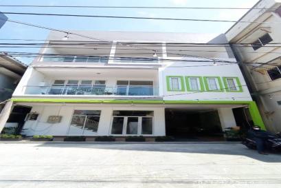 Tabebuya Resto & Resort