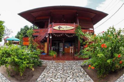 Tabebuya Resto & Resort