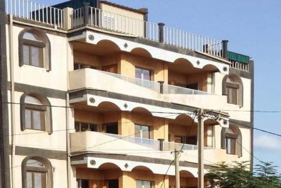 Tabebuya Resto & Resort