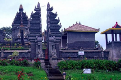 Tabebuya Resto & Resort