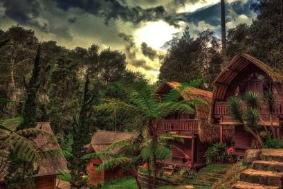 Tabebuya Resto & Resort